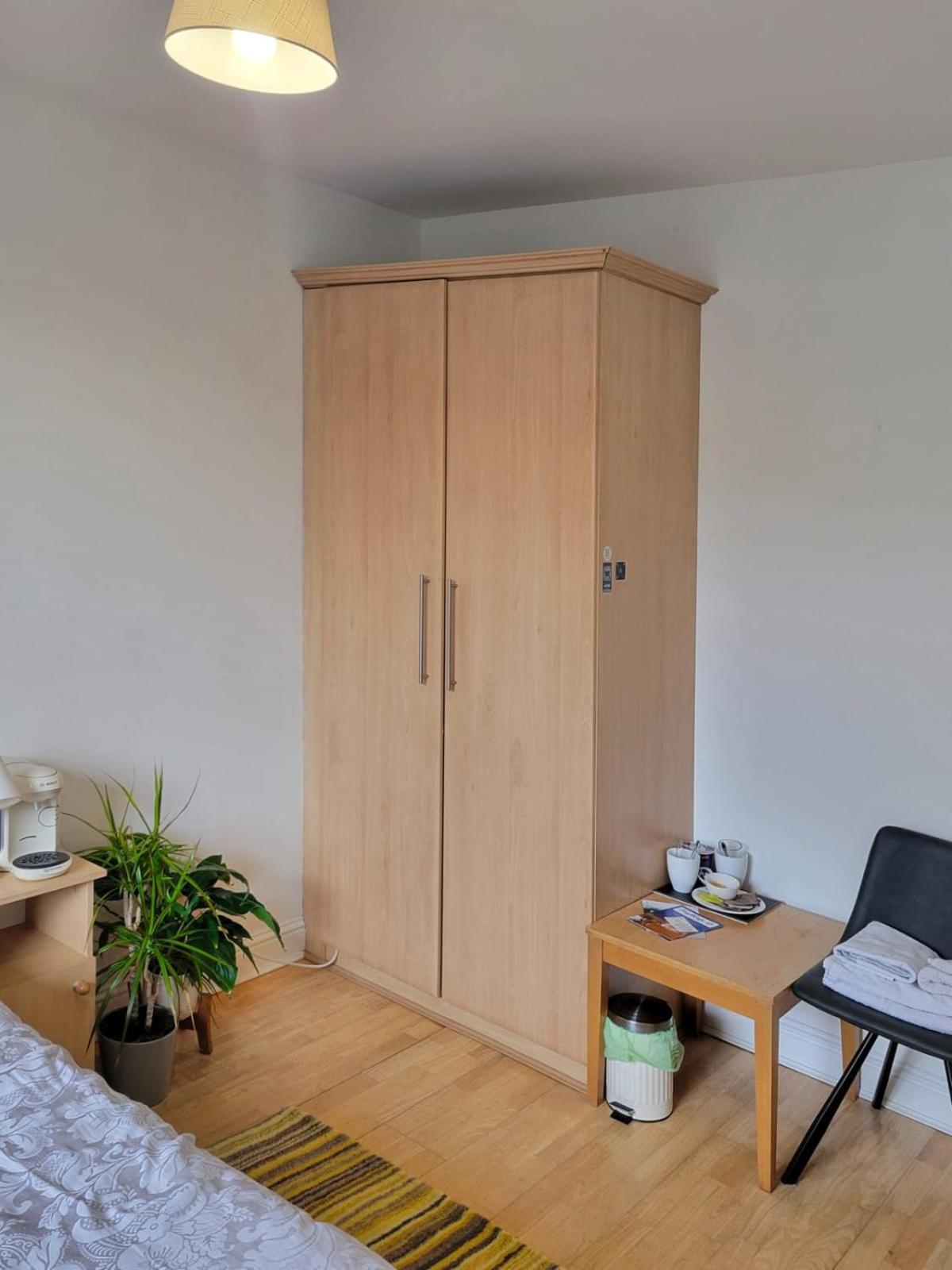 With Free Parking Private In Shared Flat